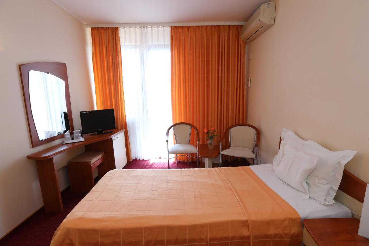 Hotel Doina Neptun Bagian luar foto