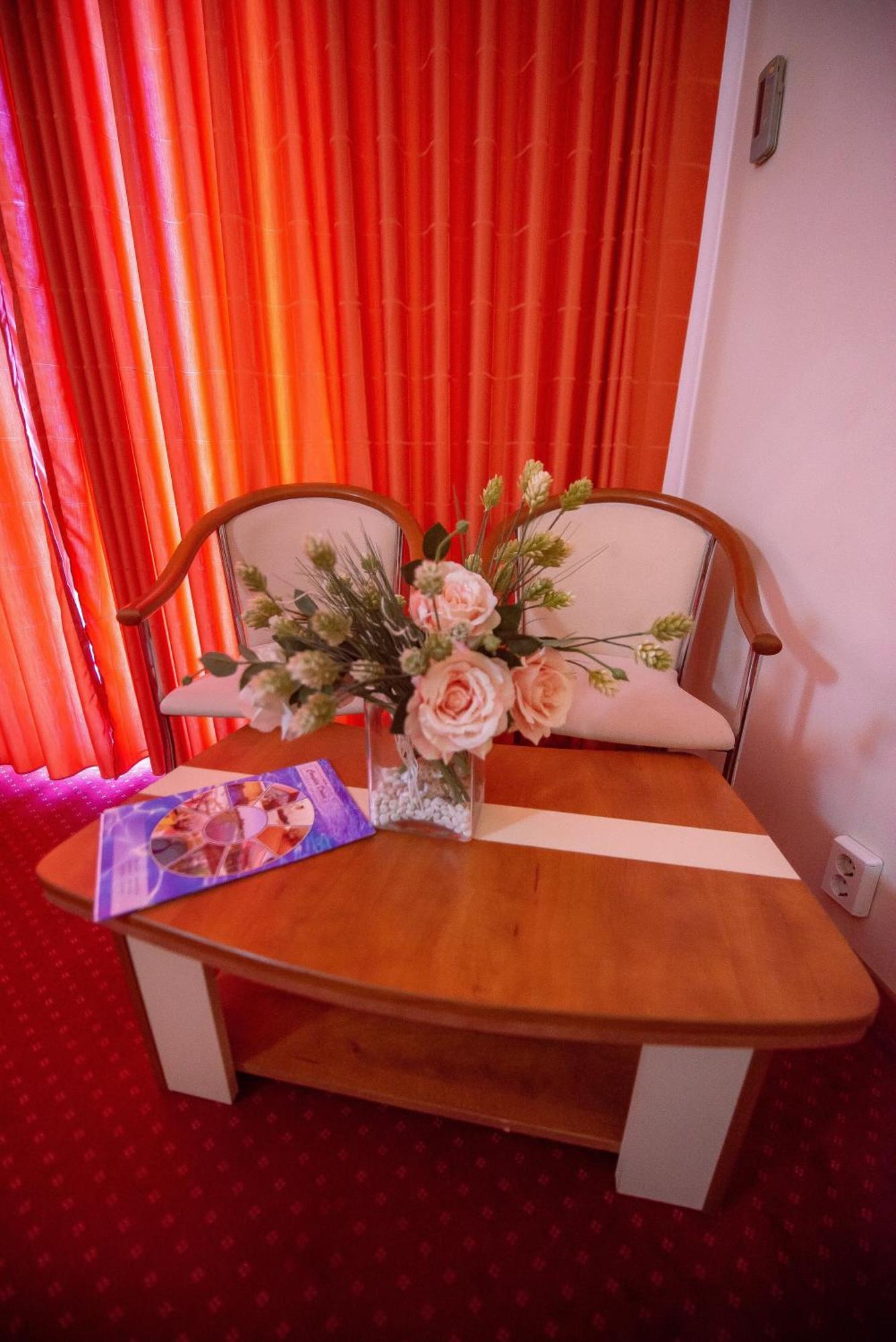 Hotel Doina Neptun Bagian luar foto
